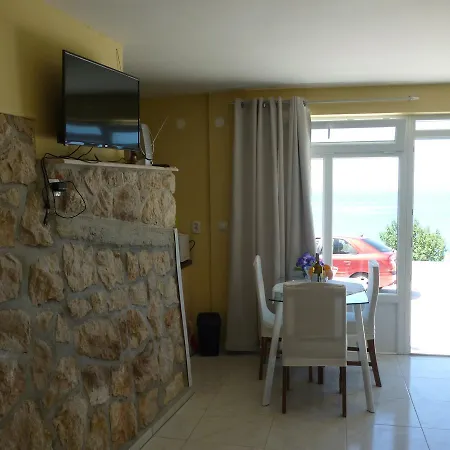 Appartamento Niko Starigrad Paklenica